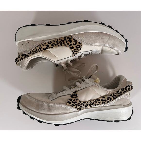 Nike Waffle Debut Leopard Swoosh Sneakers White Tan Platform Womens Size 11 - Picture 5 of 8